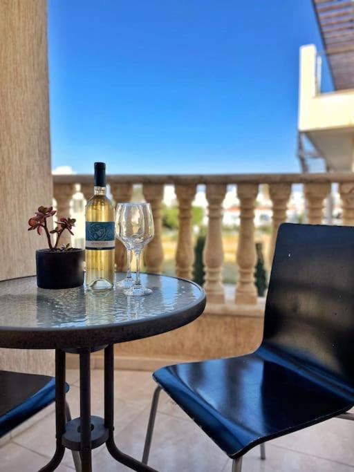 Teo Apartment Paphos Luaran gambar
